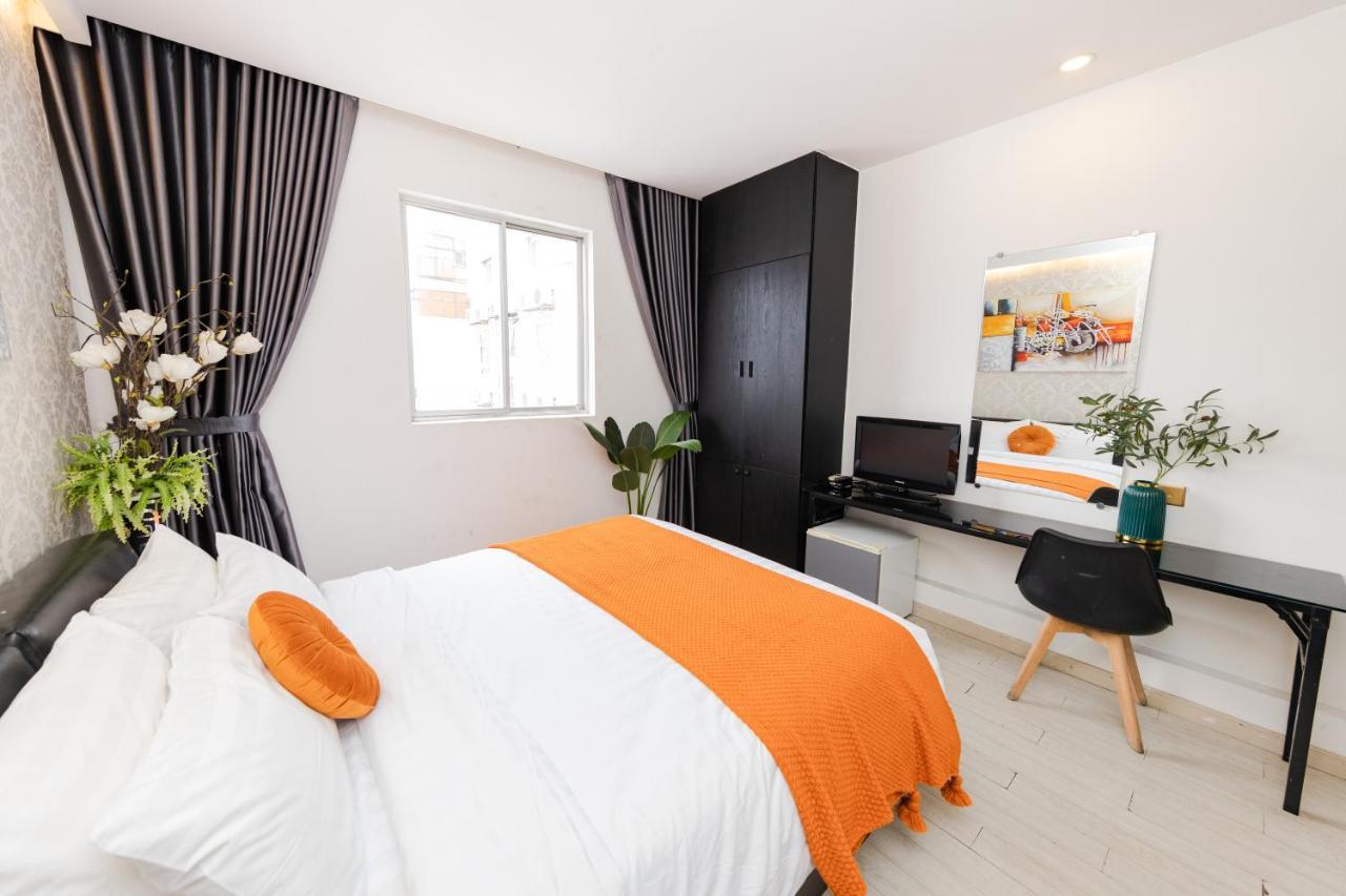 The One Premium Hotel Ho Chi Minh City Bagian luar foto