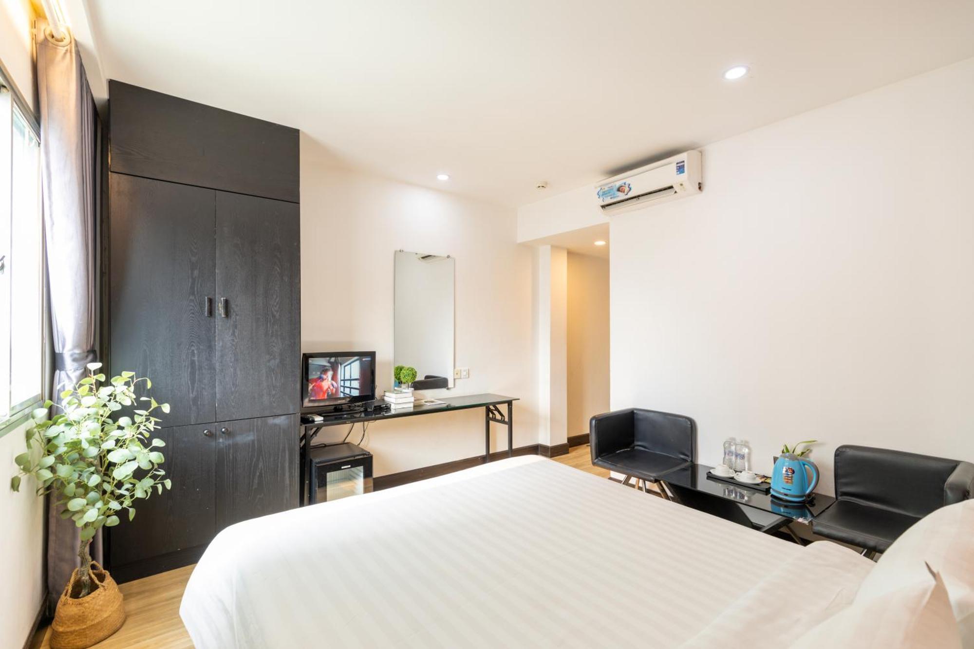 The One Premium Hotel Ho Chi Minh City Bagian luar foto