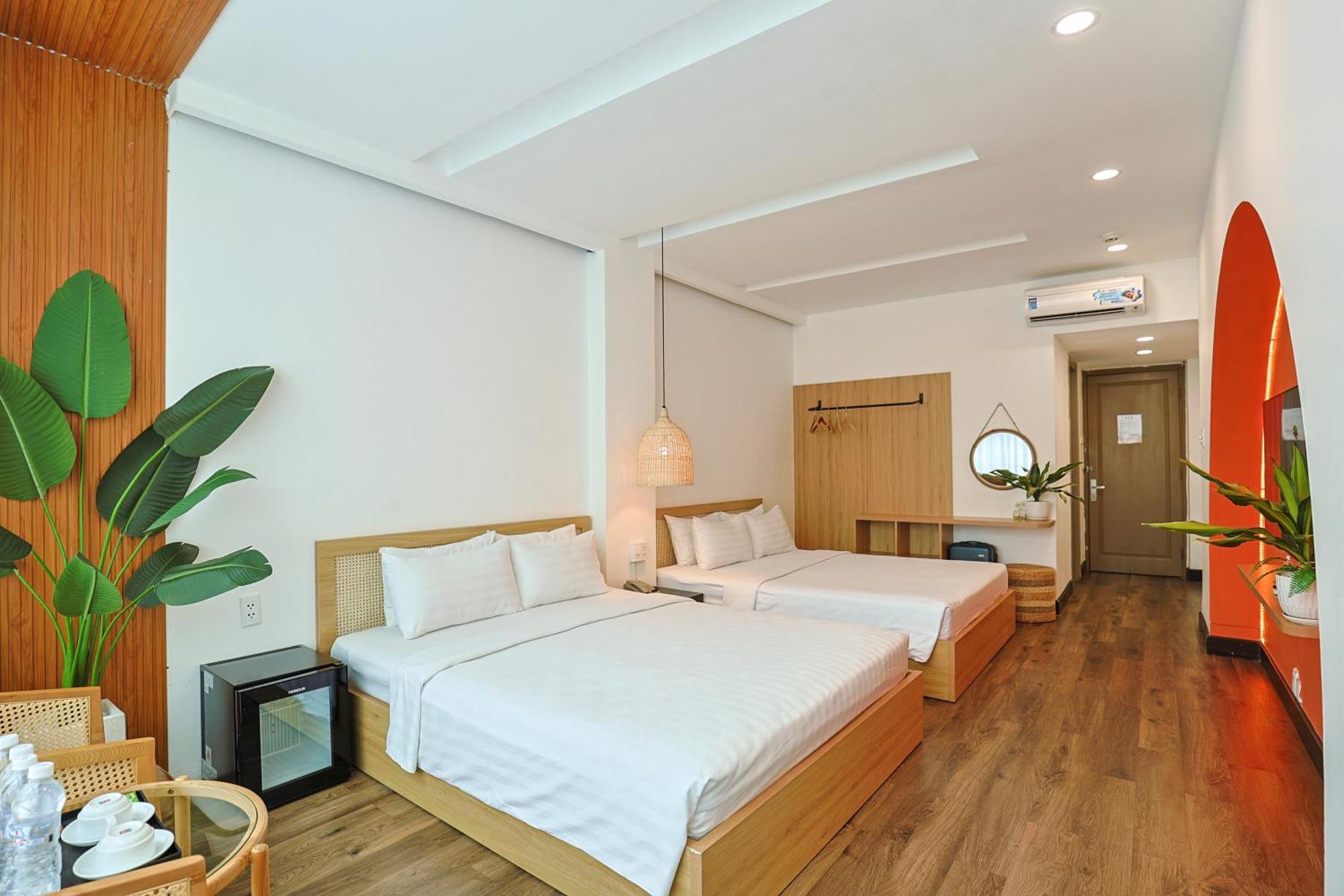 The One Premium Hotel Ho Chi Minh City Bagian luar foto