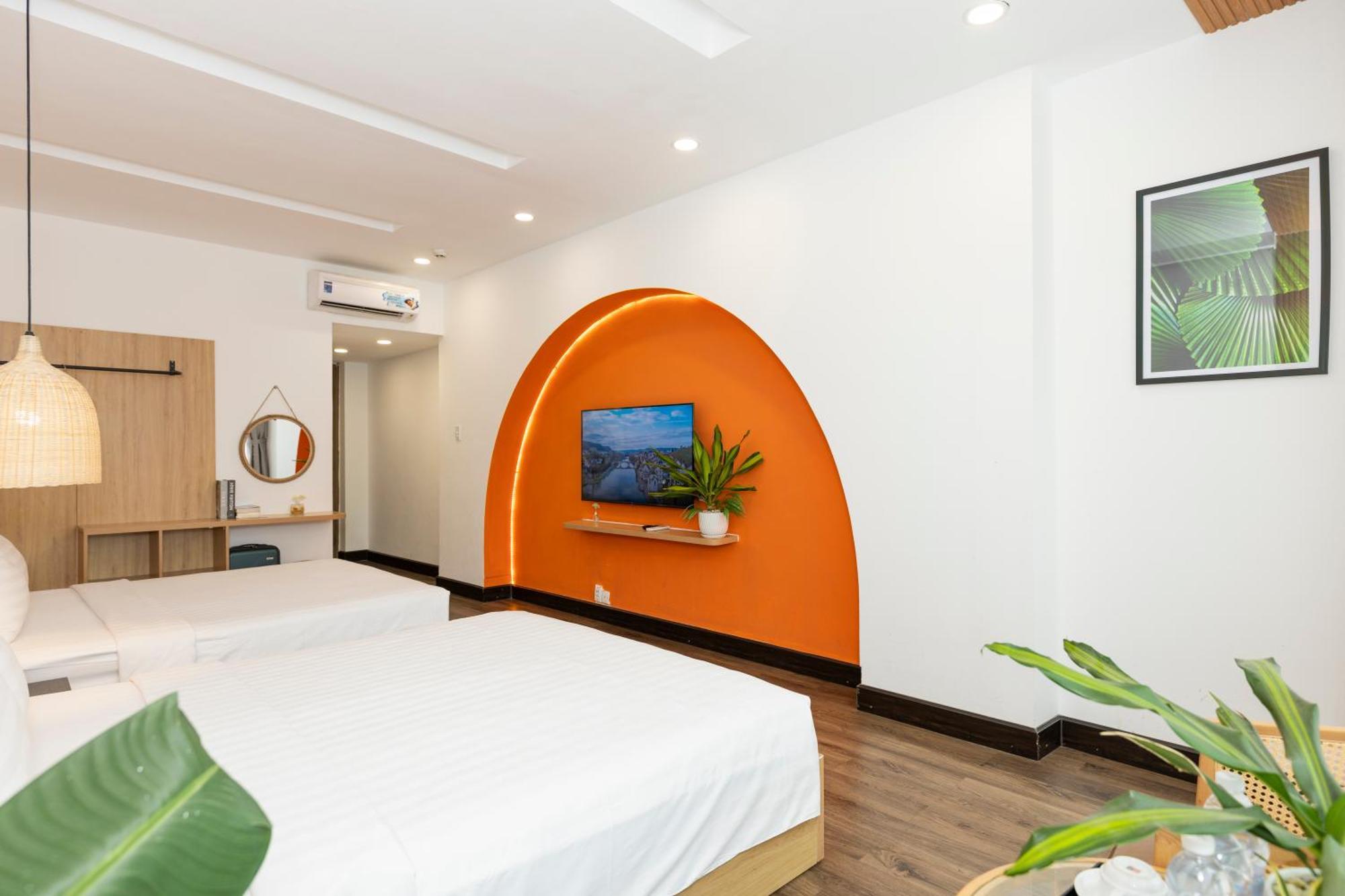 The One Premium Hotel Ho Chi Minh City Bagian luar foto