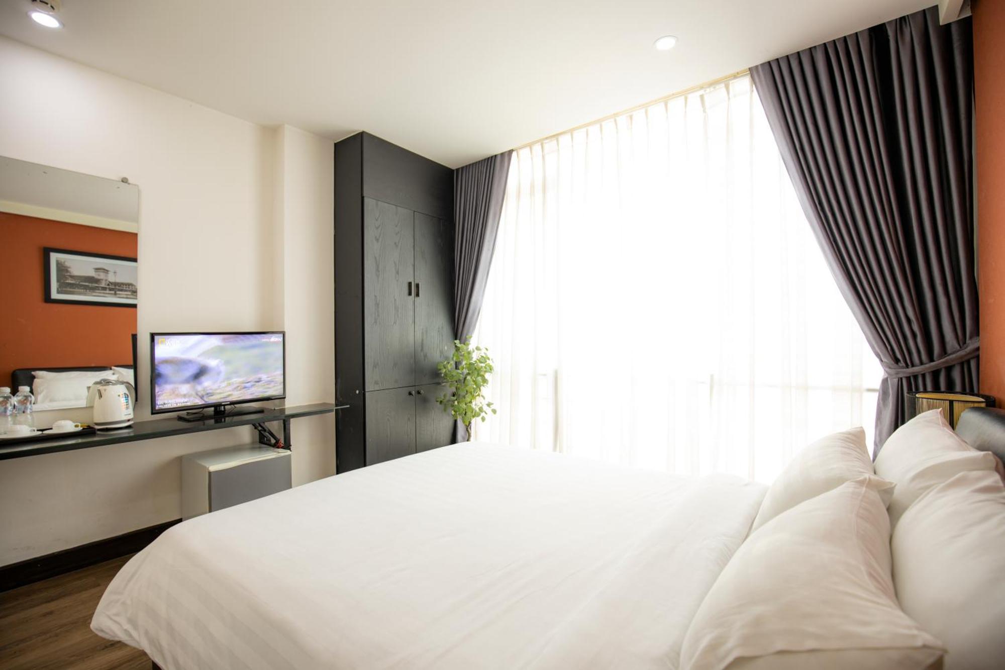 The One Premium Hotel Ho Chi Minh City Bagian luar foto