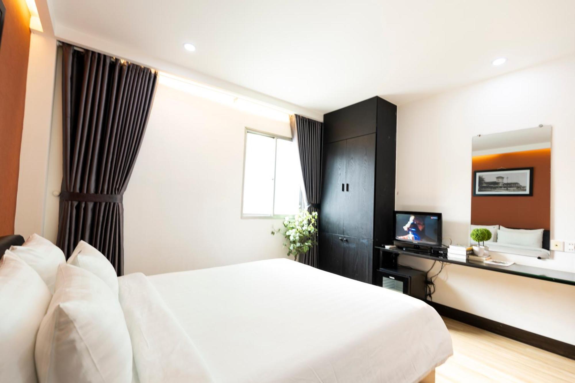 The One Premium Hotel Ho Chi Minh City Bagian luar foto