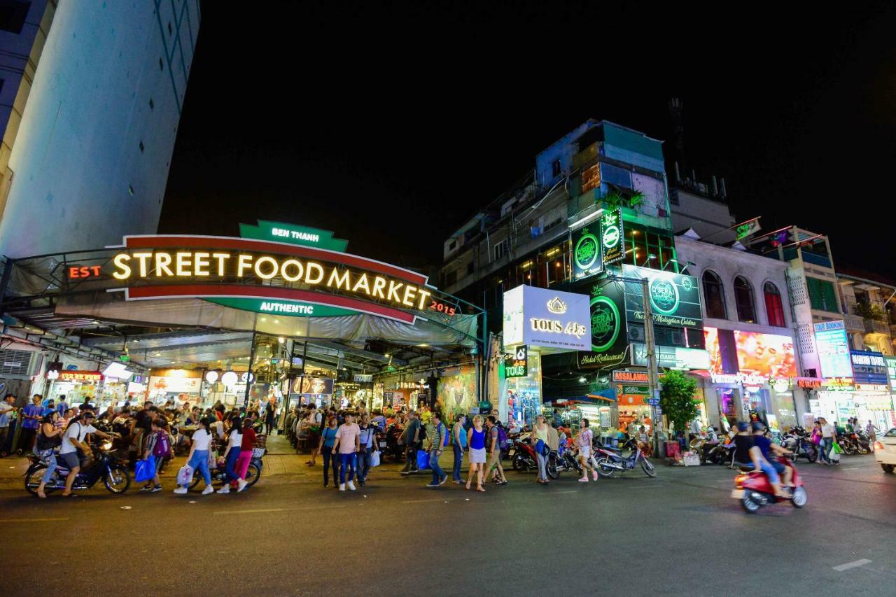 The One Premium Hotel Ho Chi Minh City Bagian luar foto