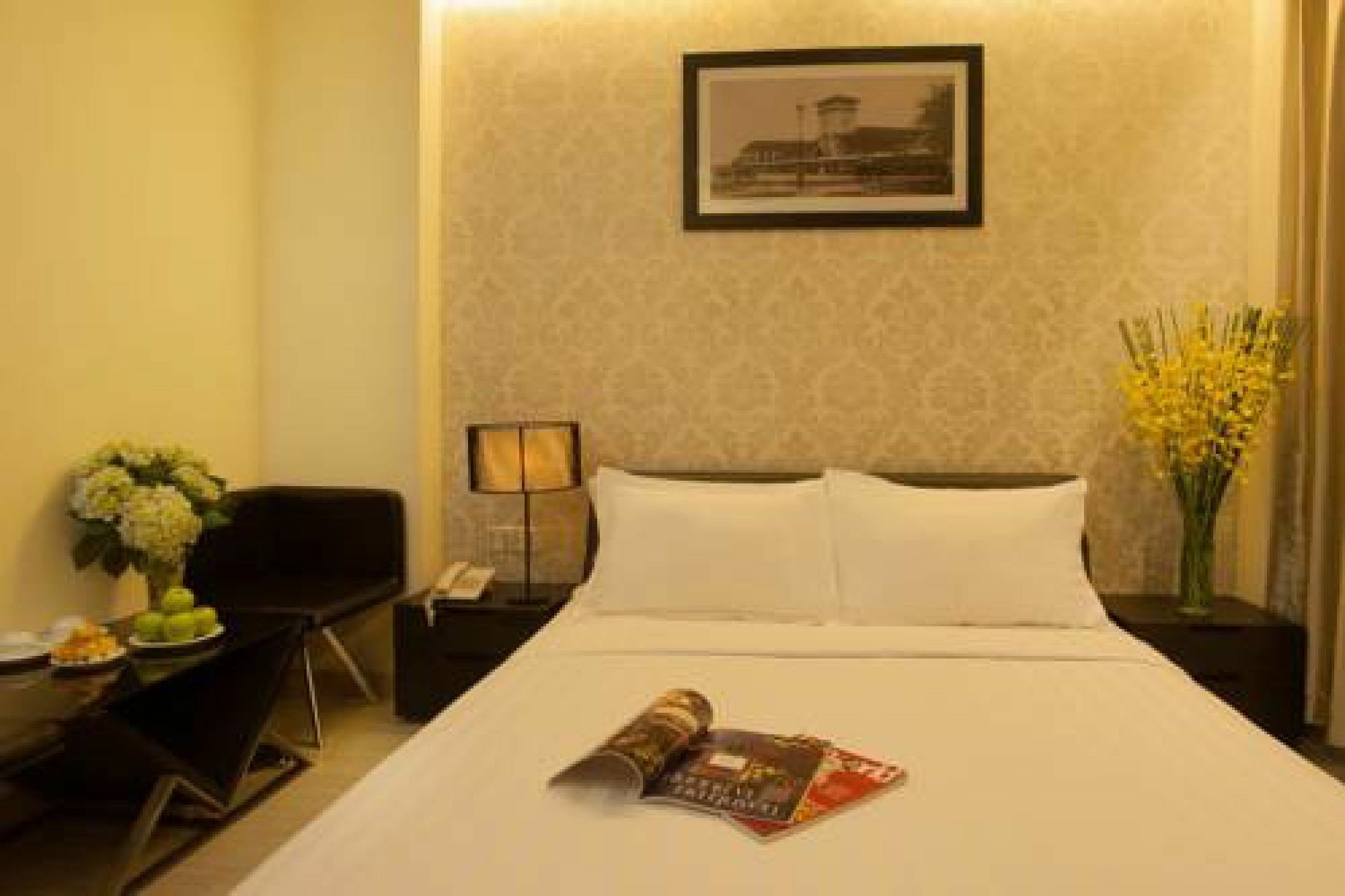 The One Premium Hotel Ho Chi Minh City Bagian luar foto